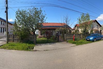 Casă individuală cu 3 camere cu Canalizare în Hotarele - 13