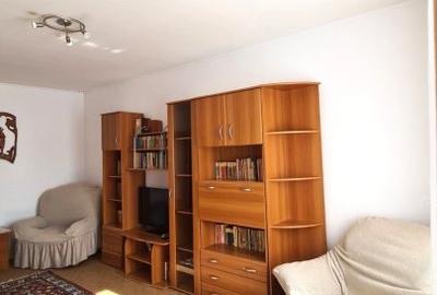 Apartament cu 3 camere decomandat în Rahova