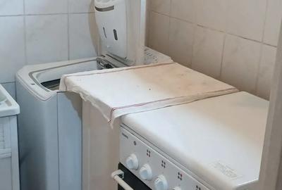 Titan_Metrou 1DECEMBRIE1918 in fata blocului - 1