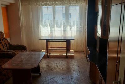 Apartament cu 3 camere decomandat în Abrud-Sat - 2