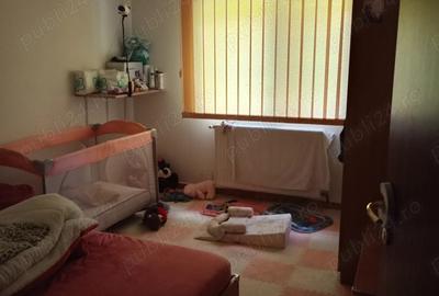 DIRECT DE LA PROPIETAR Apartament cu 3 camere decomandate de vanzare Zona Soarelui,! .Pre? 120.000 - 2