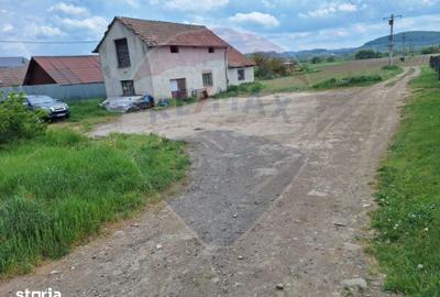 Teren de 1160 mp, în Dârlos