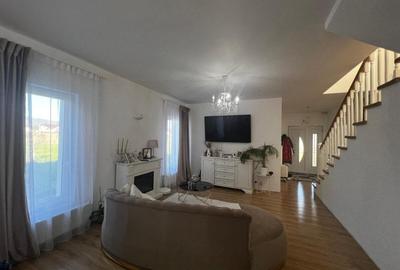 Casă cu 5 camere cu Teren 514 Mp în Mocira - 3