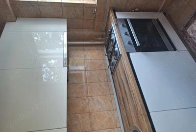 Garsoniera de vanzare! - 2