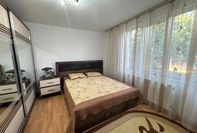 Casă cu 6 camere cu Teren 1250 Mp în Central - 4