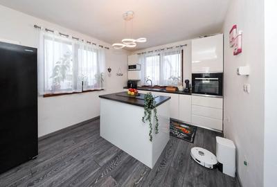 Casă Individuală Modernă de Vânzare | Sânpetru, Brașov Casă Individuală Modernă de Vânzare | Sânpetru, Brașov - 8