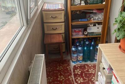 Apartament cu 2 camere decomandat în Km 5 - 12