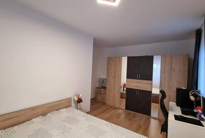 Apartament cu 3 camere semidecomandat, mobilat în Florești - 8