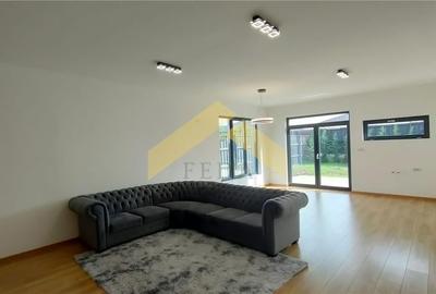Casa la sol 4 camere de vanzare in cartierul Westfield - 15
