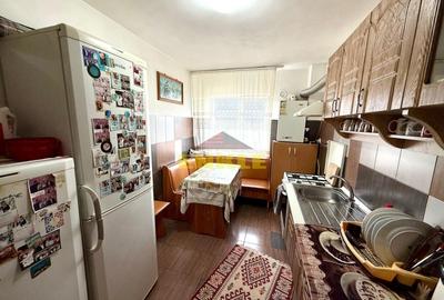 Apartament cu 3 camere semidecomandat în Central - 6