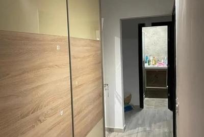 Apartament cu 2 camere decomandat în Drumul Taberei