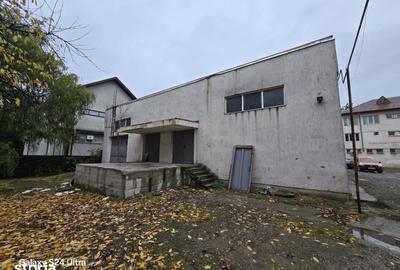Spațiu comercial, de 900 mp, în Exterior Vest - 1