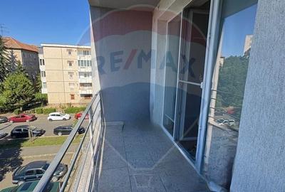 Apartament cu 3 camere de inchiriat - 15