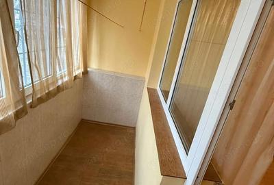 Garsonieră decomandată, mobilată în Km 4 - 8