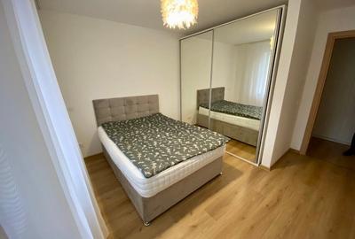 Apartament cu 2 camere semidecomandat în Tractorul - 1