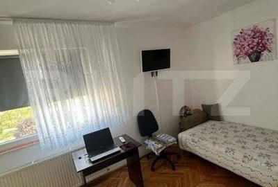 Apartament cu 2 camere semidecomandat, mobilat în Micro 15 - 1