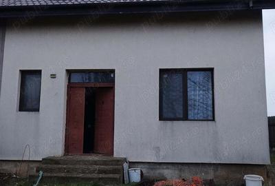 Casă cu 6 camere cu Teren 500 Mp în Ilfoveni - 2