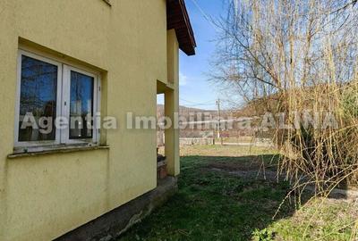 Casă cu 3 camere în Central - 15