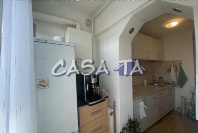 Apartament 2 Camere, Etaj 8/10 (lift nou), Strada Aleea Plopilor - 10