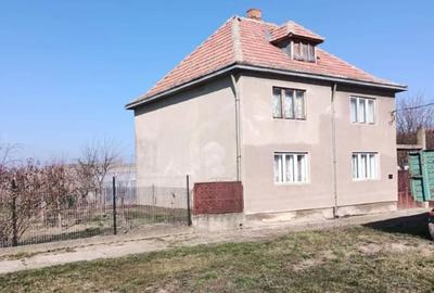 Casa de vanzare Giulvaz - 1