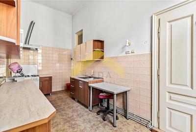 Apartament ultracentral cu 3 camere si centrala proprie Apartament ultracentral cu 3 camere si centrala proprie - 18