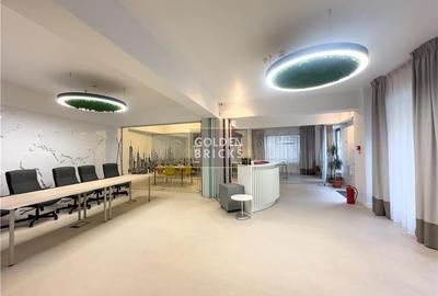 Piata Unirii | Cladire moderna | Versatila | Curte - 1