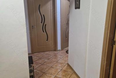 Apartament cu 3 camere decomandat în Dristor - 2