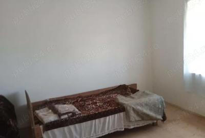 Casă cu 5 camere în Mârșani