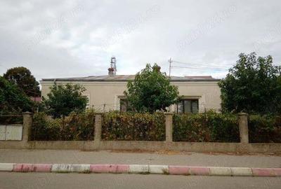 Inchiriez Casa, sau camere in oras Marasesti,VN - 2