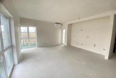 Apartament cu 2 camere decomandat în Torontalului