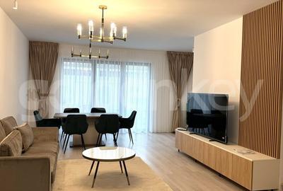 Casă cu 5 camere cu Canalizare în Pipera