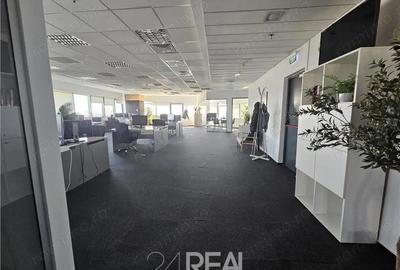 Spațiu comercial, în Decebal - 10