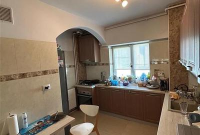 Piata Unirii - KFC Unirea | 4 Camere | Rezidential sau Birou - 3