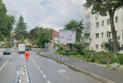 Spațiu comercial, de 42 mp, în Central - 4