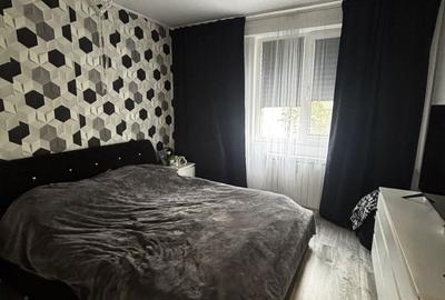 Apartament cu 3 camere decomandat, mobilat în Drumul Taberei - 1