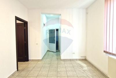 Birou de inchiriat Brasov 35 mp, Uzina 2, cu parcare - 2