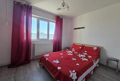 Apartament cu 3 camere decomandat în Republicii - 2