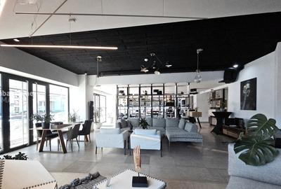 Spațiu comercial, de 145 mp, în Unirii - 5