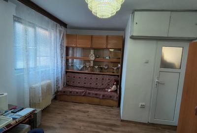 Garsoniera 15 mp de vanzare 1 Mai Ion Mihalache - 1