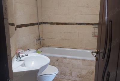 Camera de inchiriat in pia?a Mihai viteazul - 2