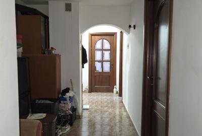 Apartament cu 3 camere decomandat, mobilat în Colentina - 14