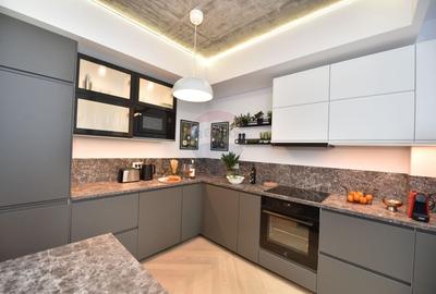 Apartament cu 3 camere decomandat în Universitate - 8