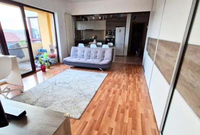 Apartament cu 3 camere semidecomandat în Tancodrom - 7