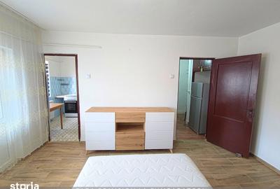 Garsonieră în Traian - 1