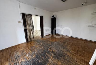 Spatiu comercial de inchiriat la casa 70 mpu la strada Cristian Sibiu - 3