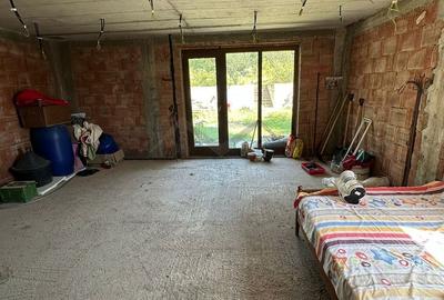 Casă individuală cu 4 camere cu Canalizare în Valea Adâncă - 6