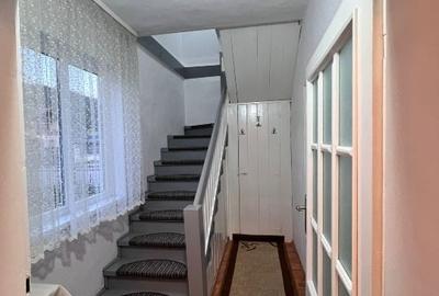 Vând casa de locuit - 14