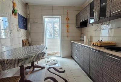 Apartament cu 2 camere decomandat, mobilat în Tomis III - 4
