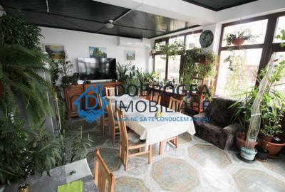 Casă cu 7 camere cu Teren 1000 Mp în Central - 14