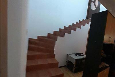 Casă cu 6 camere în Crevedia - 2